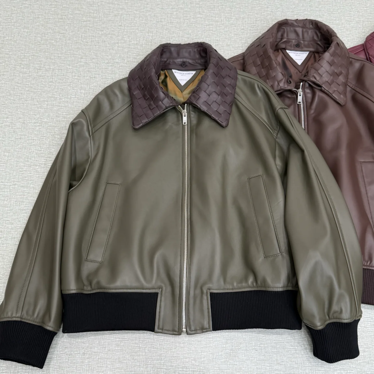 Кожаные Куртки И Дублёнки Женские Bottega Veneta 17408440