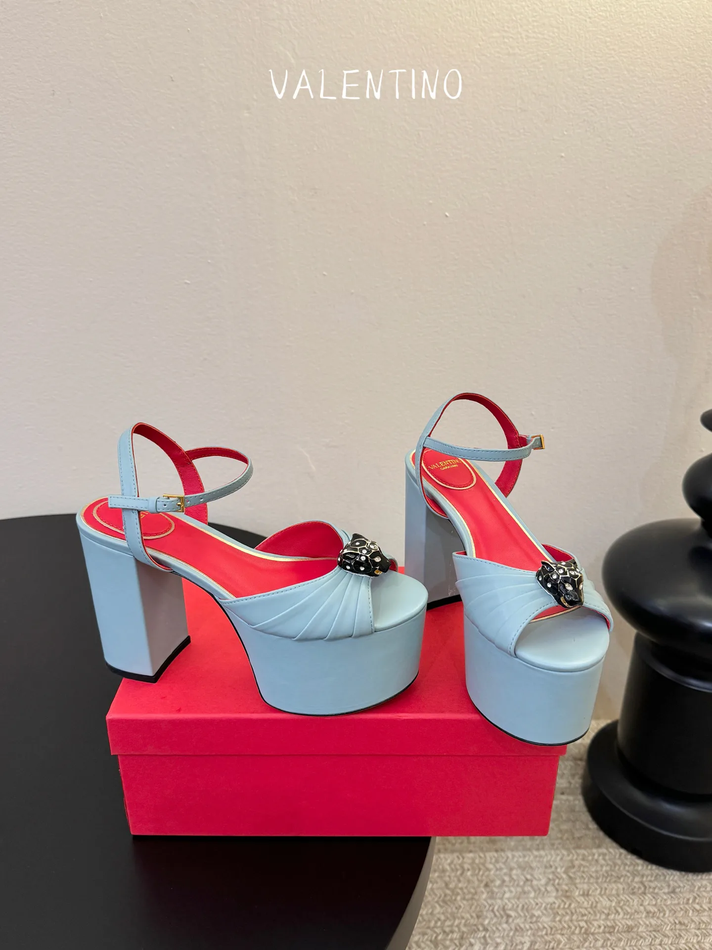 Босоножки Женские Valentino 11633134