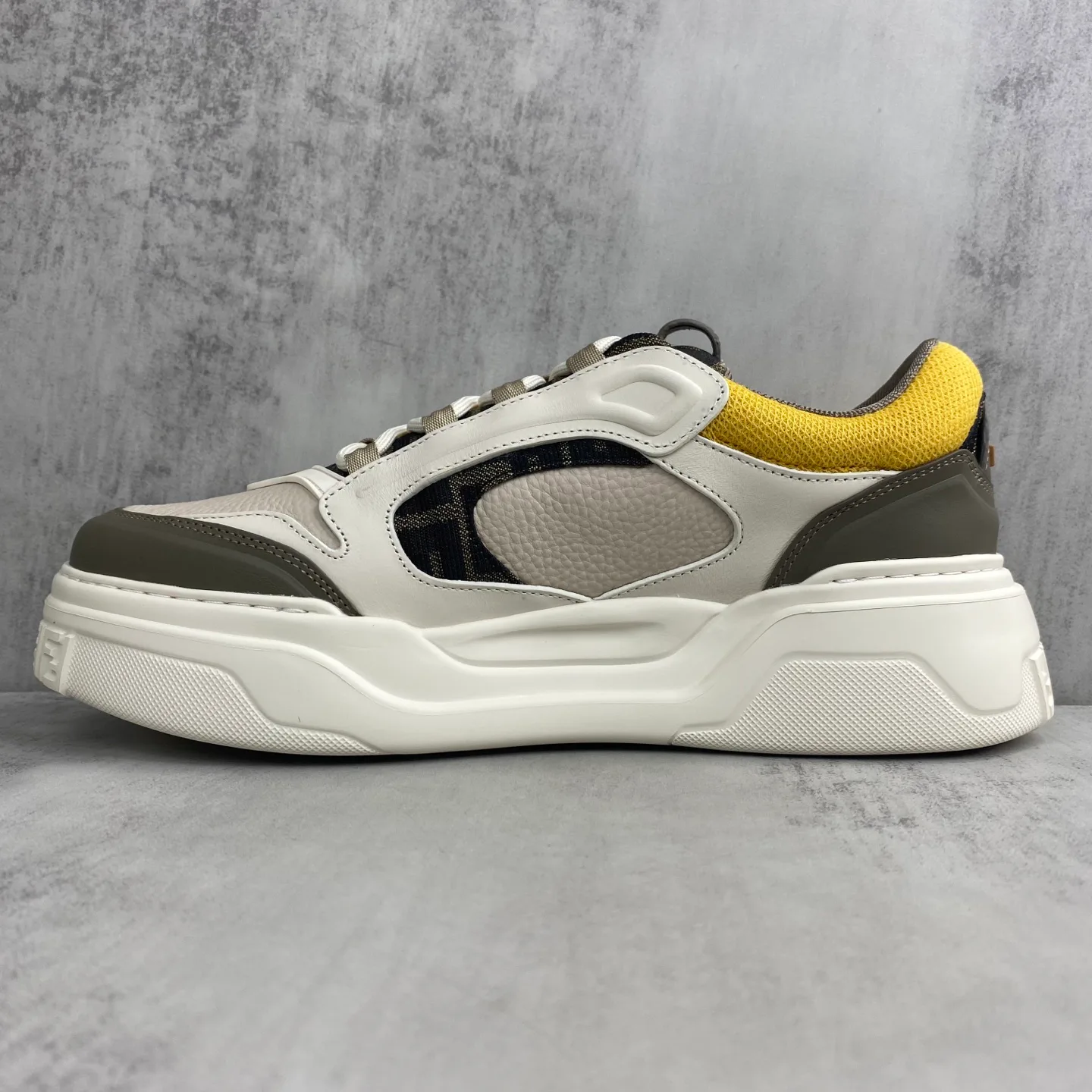 Кроссовки Мужские Fendi 275350