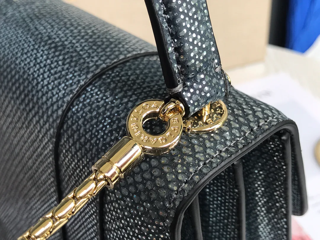 Сумки На Ремне Женские Bvlgari 5507