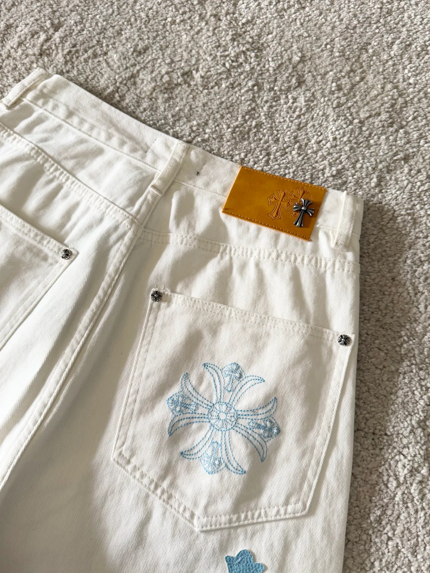 Шорты Женские Chrome Hearts 11182027