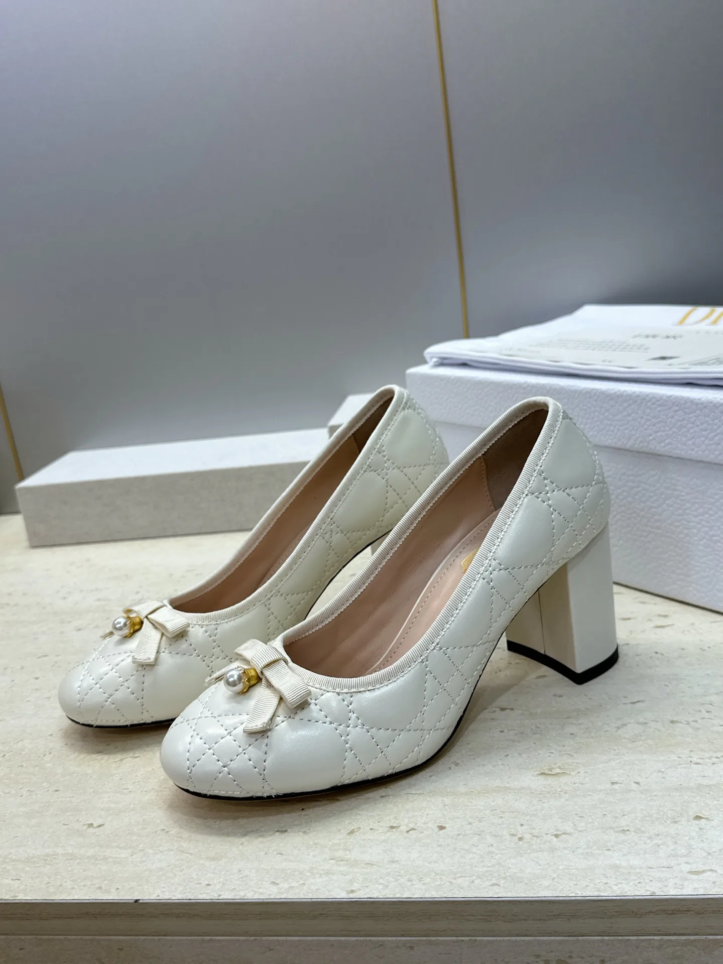 Туфли Женские Christian Dior 18132806
