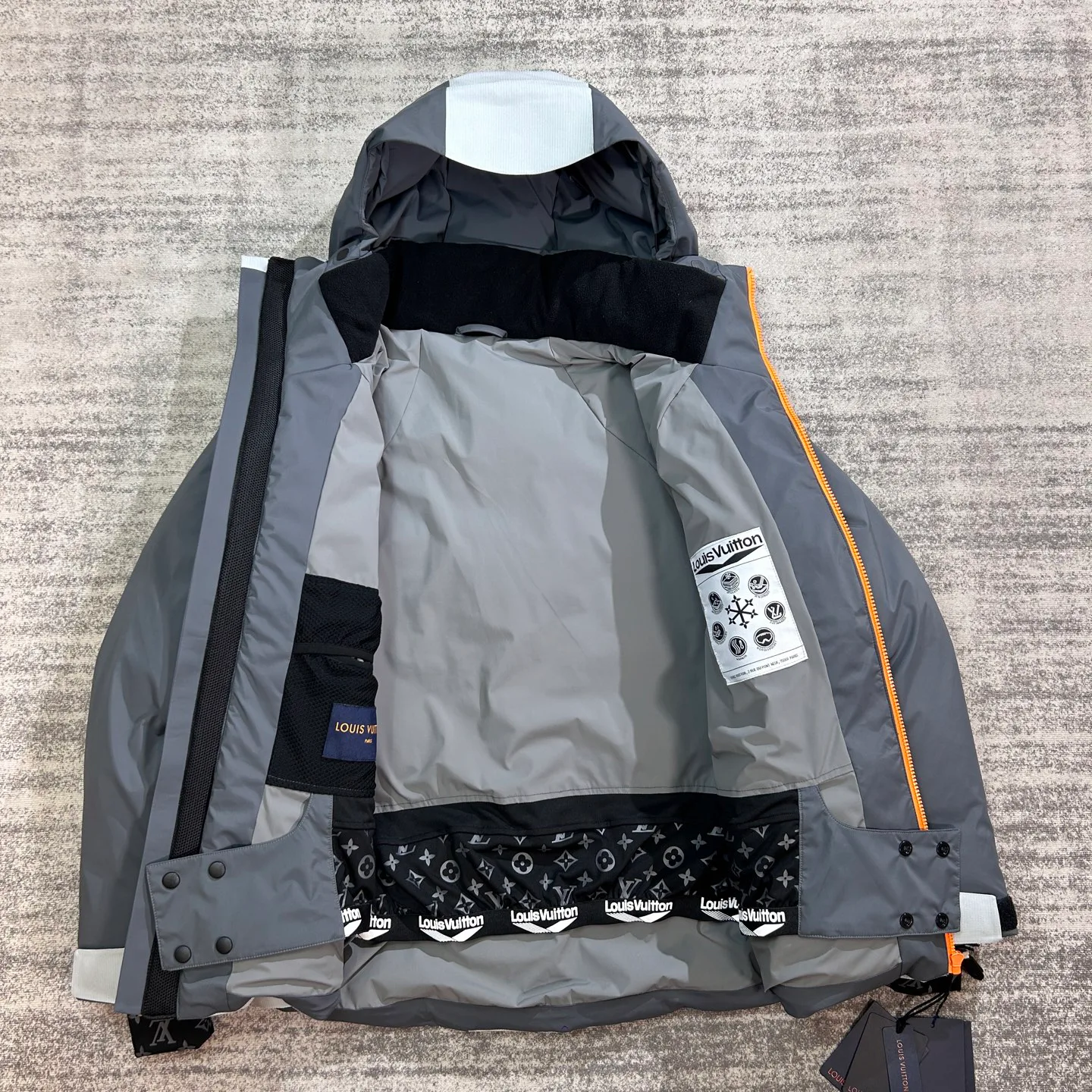 Куртки И Пуховики Мужские Louis Vuitton 174828