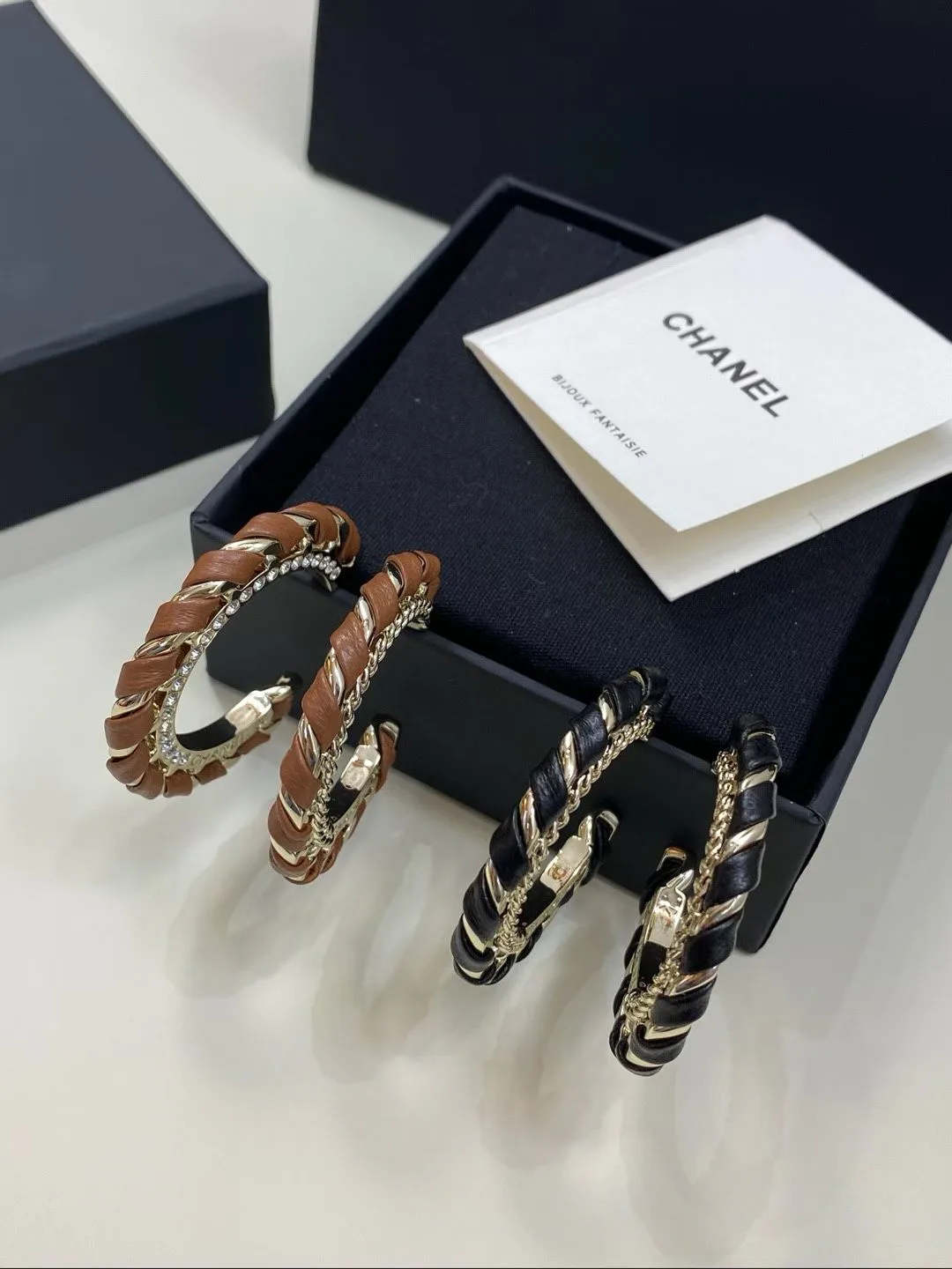 Бижутерия Chanel 1888555