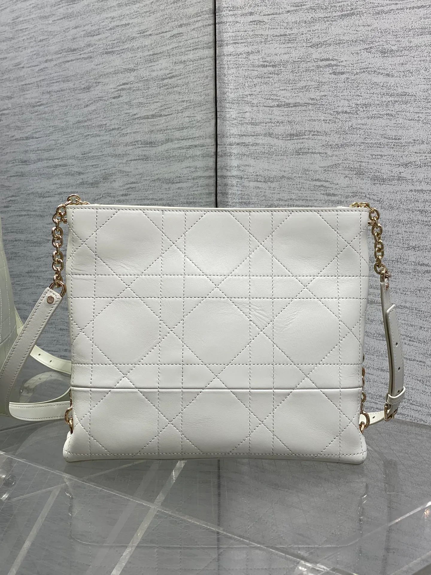 Классические Сумки Женские Christian Dior 12817840