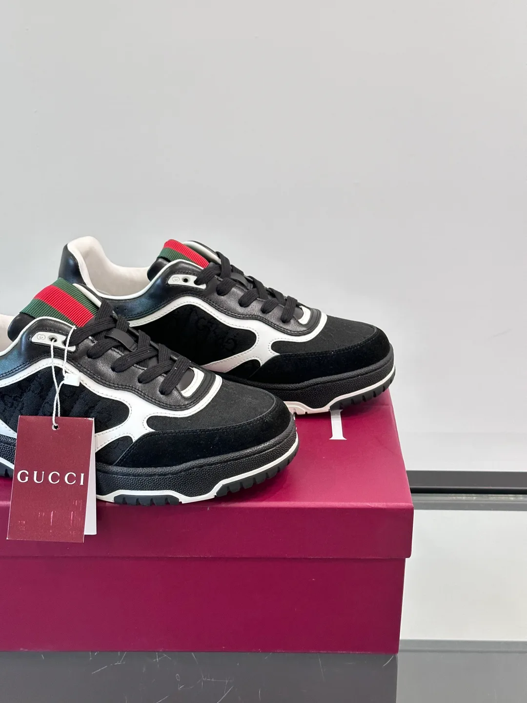 Кроссовки Женские Gucci 20009