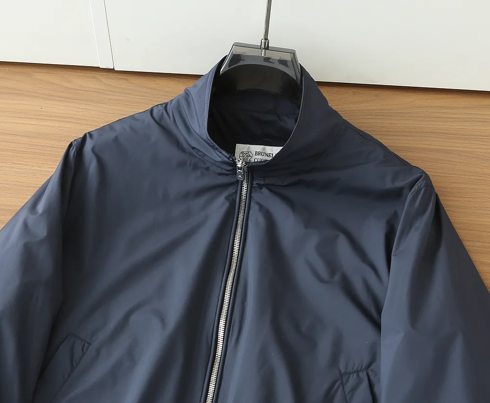 Куртки И Пуховики Мужские Brunello Cucinelli 9949729