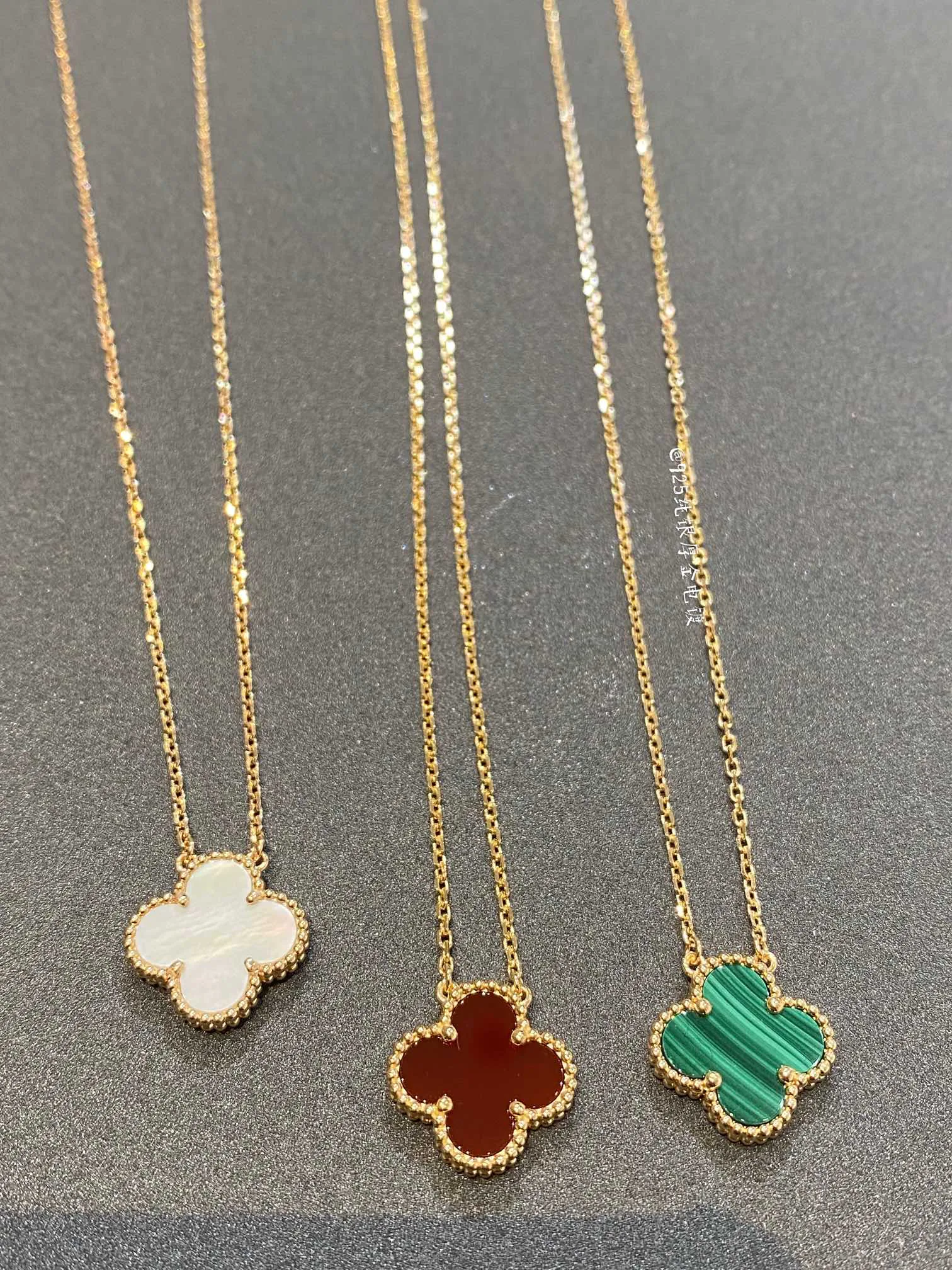 Бижутерия Van Cleef & Arpels 36411