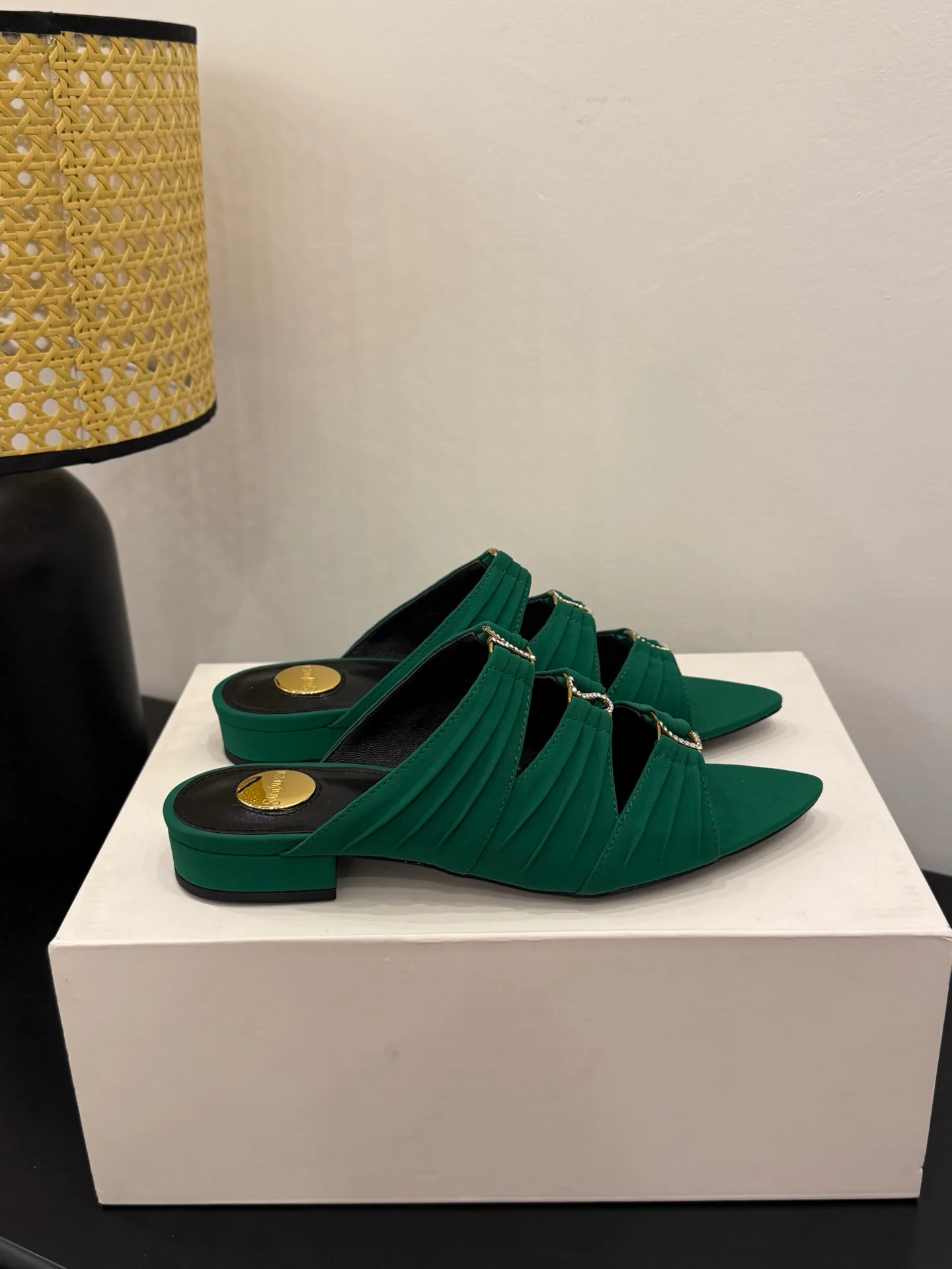 Босоножки Женские Saint Laurent 11739356