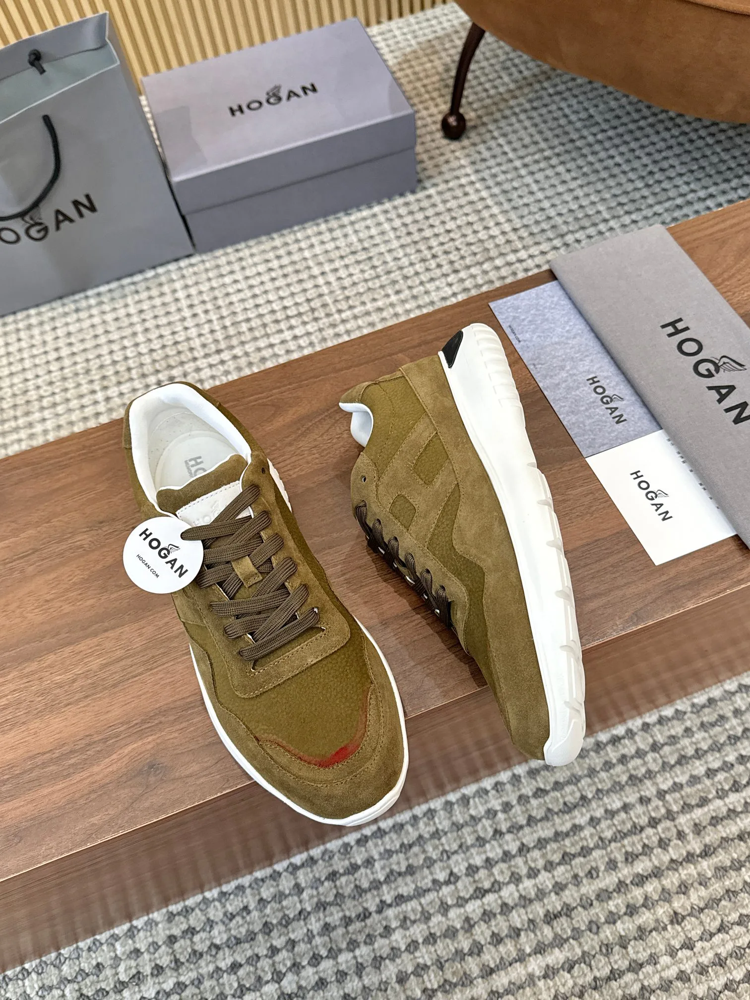 Кроссовки Женские Hogan 12835355