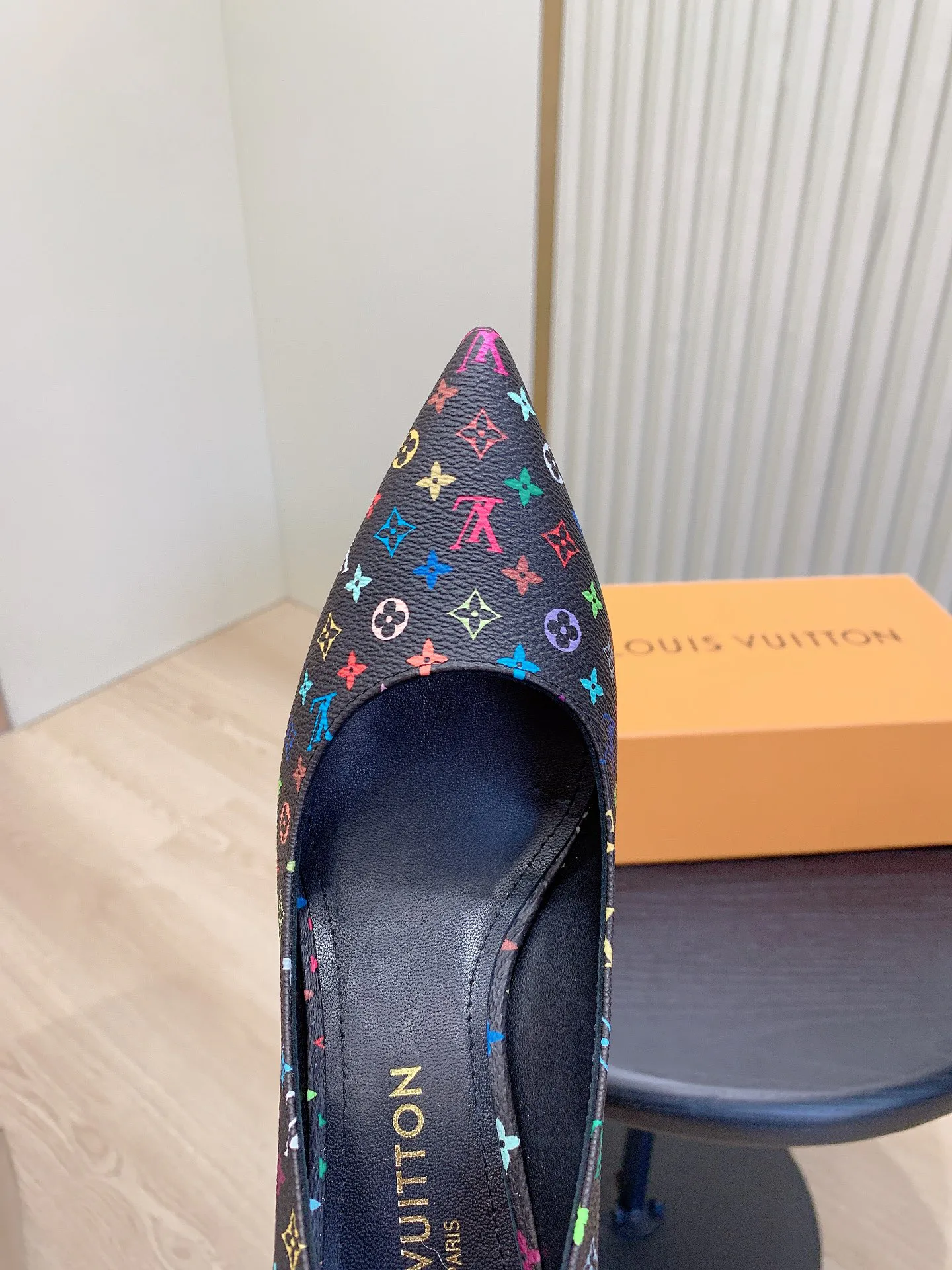 Туфли Женские Louis Vuitton 1834456