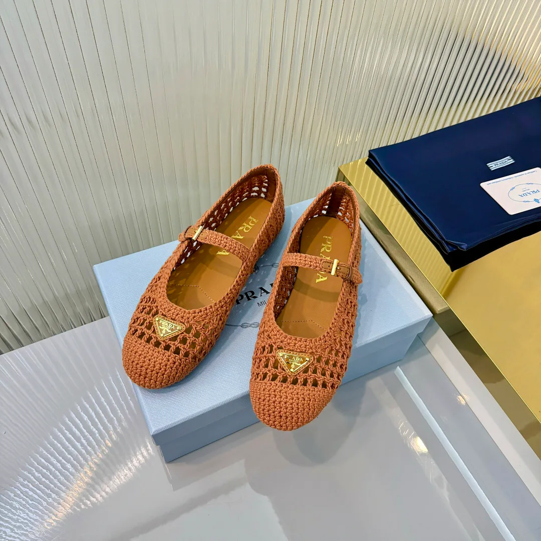 Балетки Женские Prada 11386408
