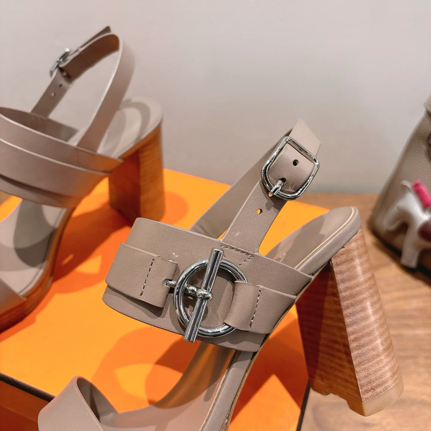 Босоножки Женские Hermes 11514531