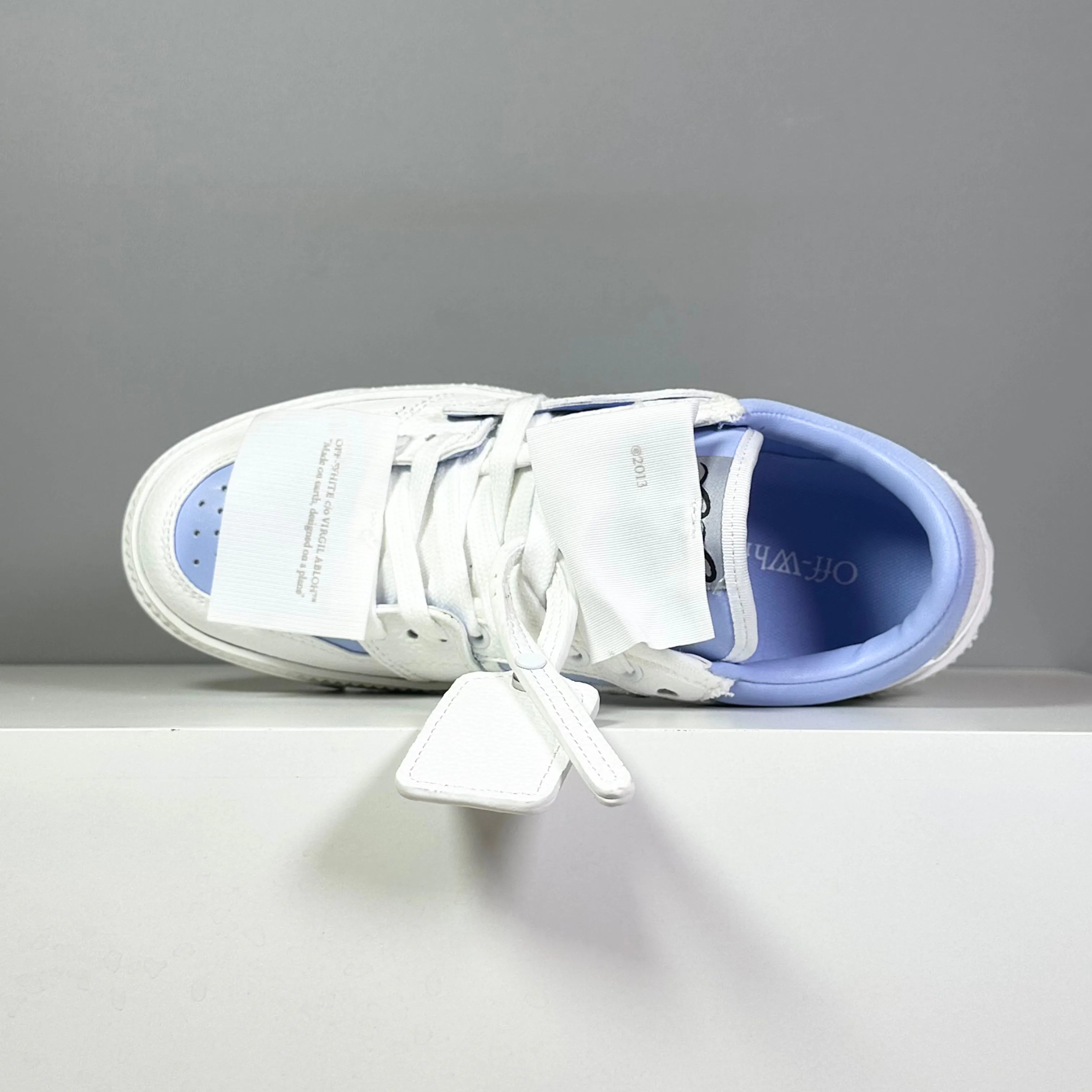 Кроссовки Женские Off-White 18039063