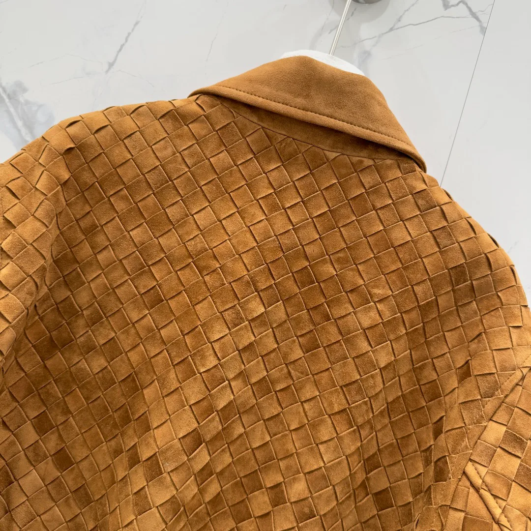 Кожаные Куртки И Дублёнки Женские Bottega Veneta 17283616