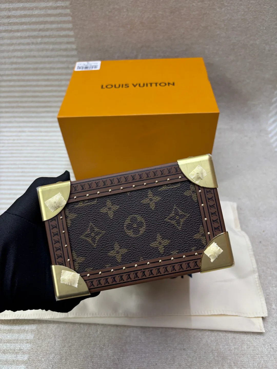 Чемоданы Louis Vuitton 15055982