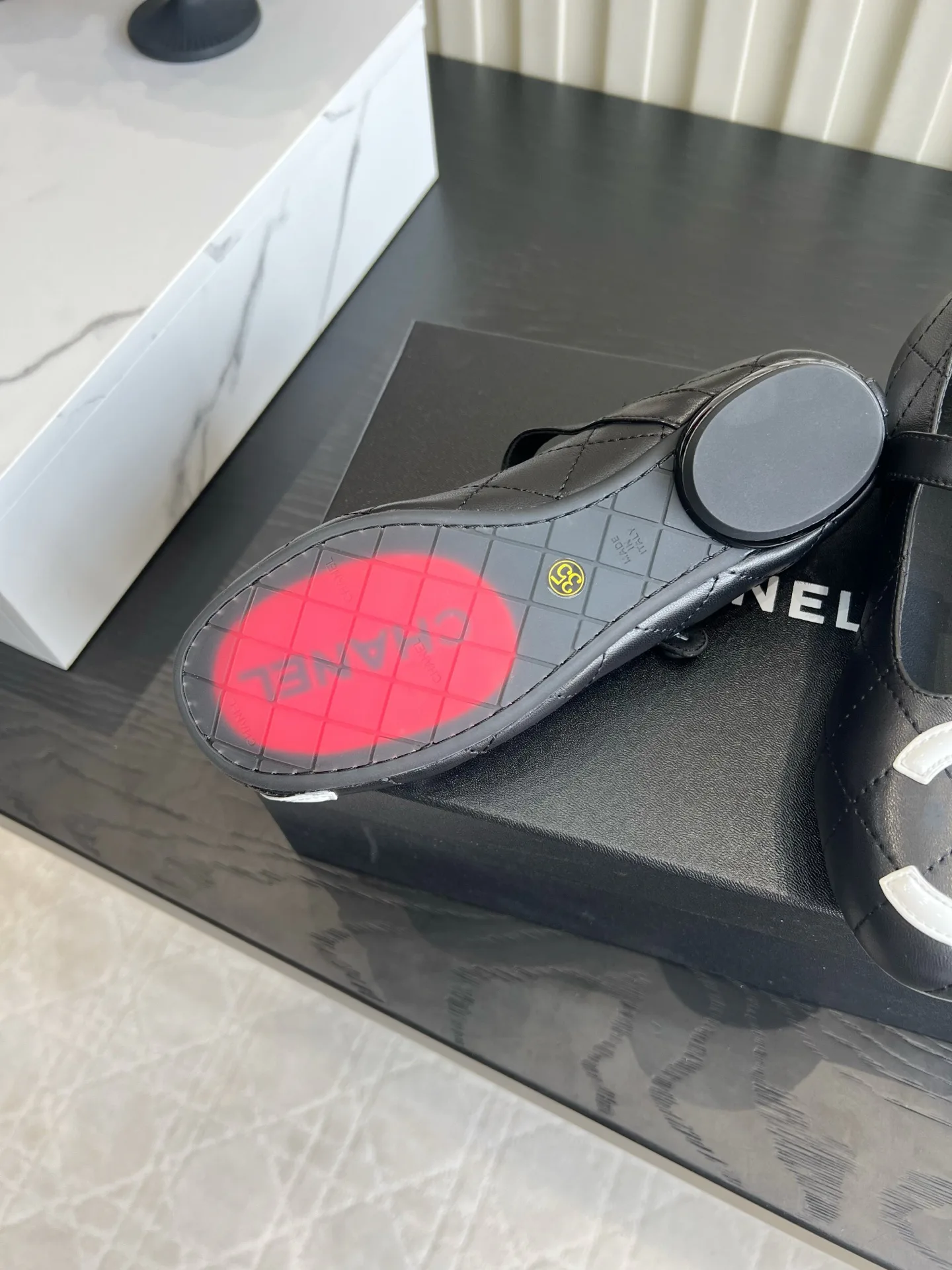 Туфли Женские Chanel 18223072