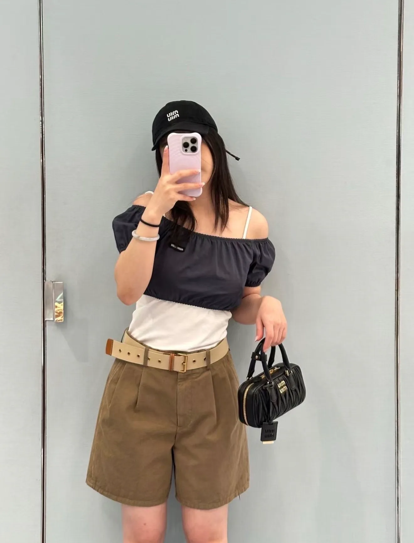 Шорты Женские Miu Miu 11691656