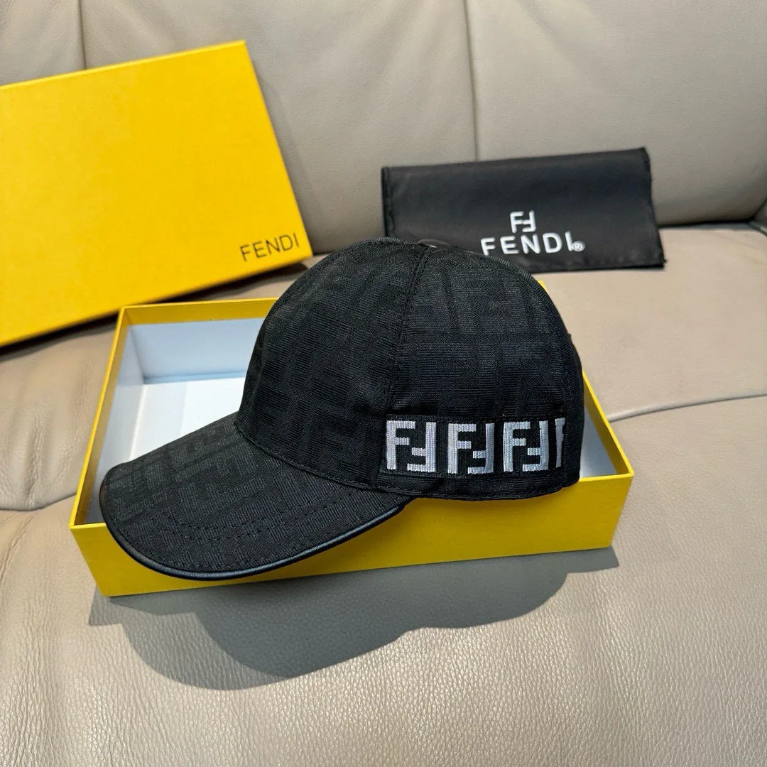 Головные Уборы Fendi 18105228