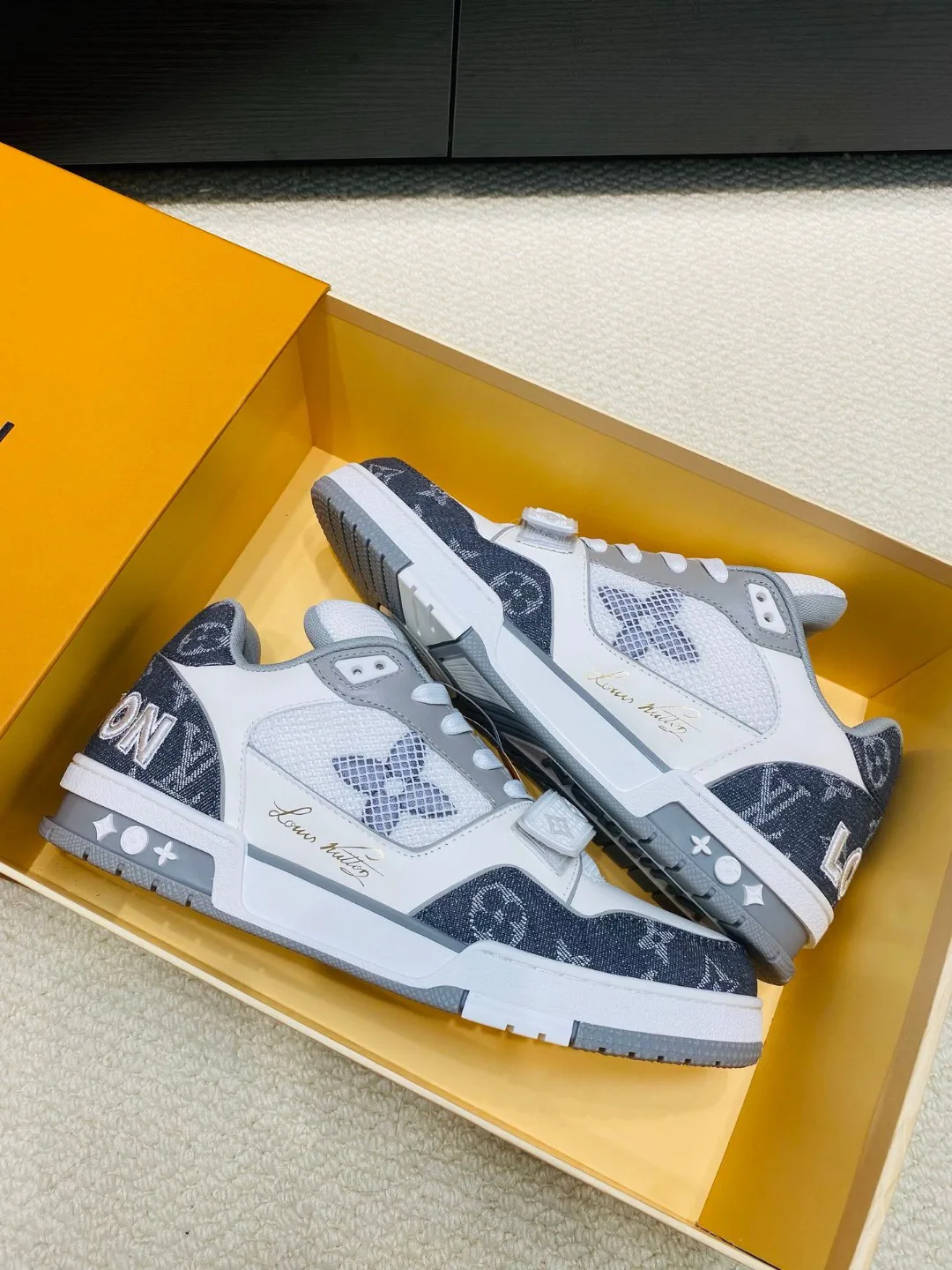 Кроссовки Женские Louis Vuitton 311282