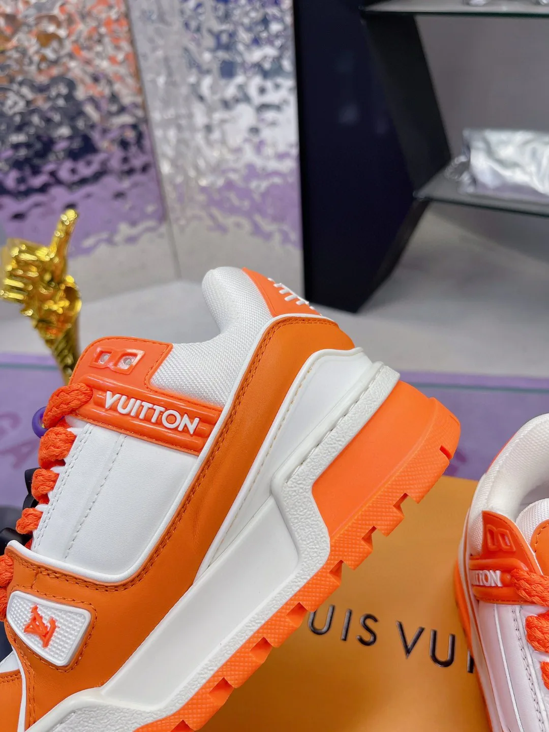 Кроссовки Женские Louis Vuitton 13074049