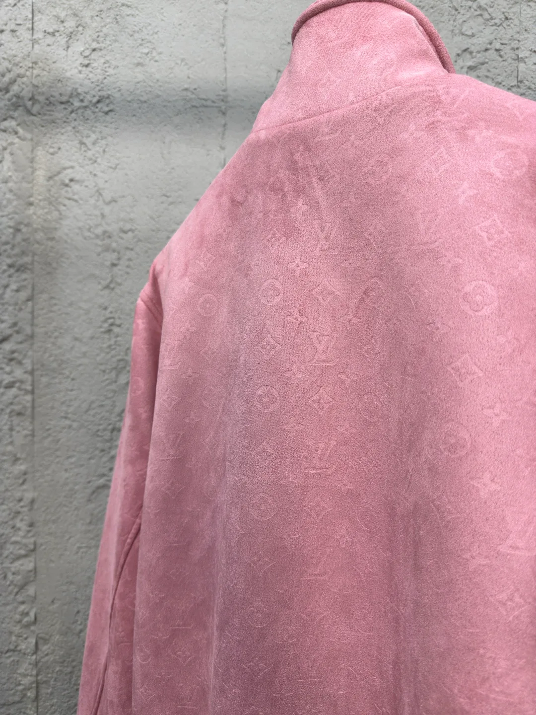 Куртки И Пуховики Женские Louis Vuitton 31482