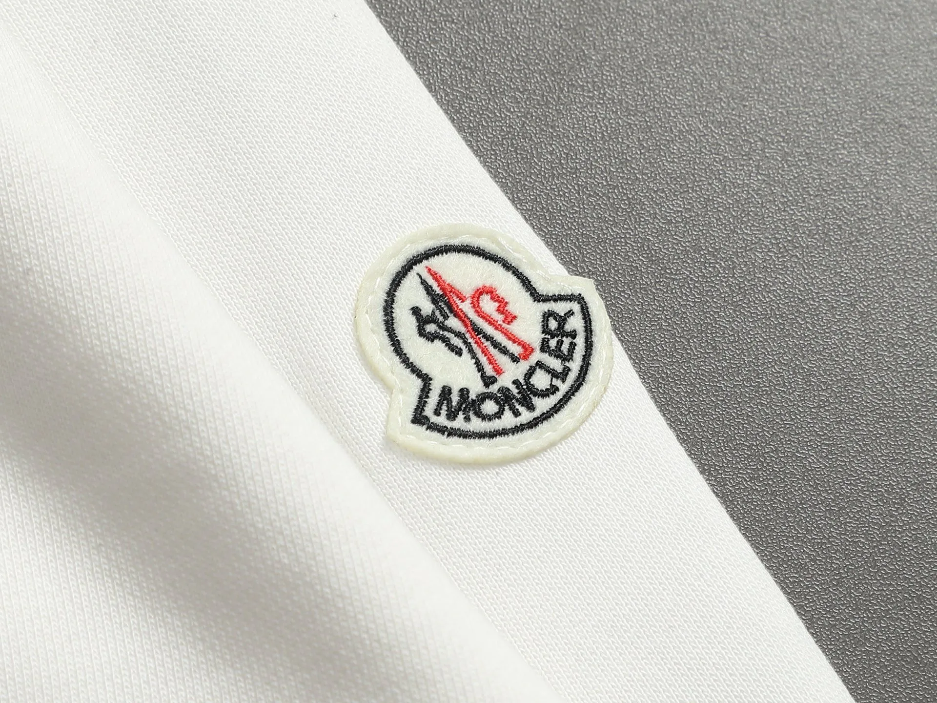 Свитшоты И Худи Мужские Moncler 19320303