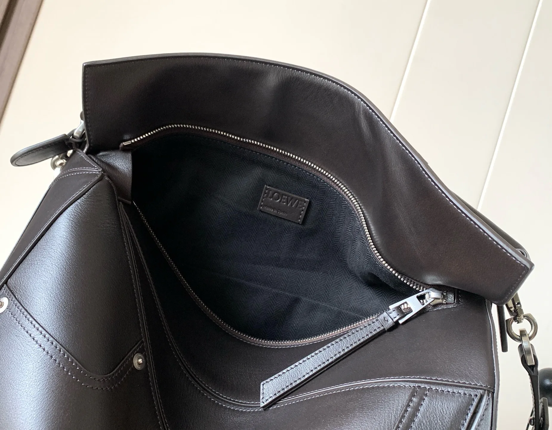 Классические Сумки Женские Loewe 17220996