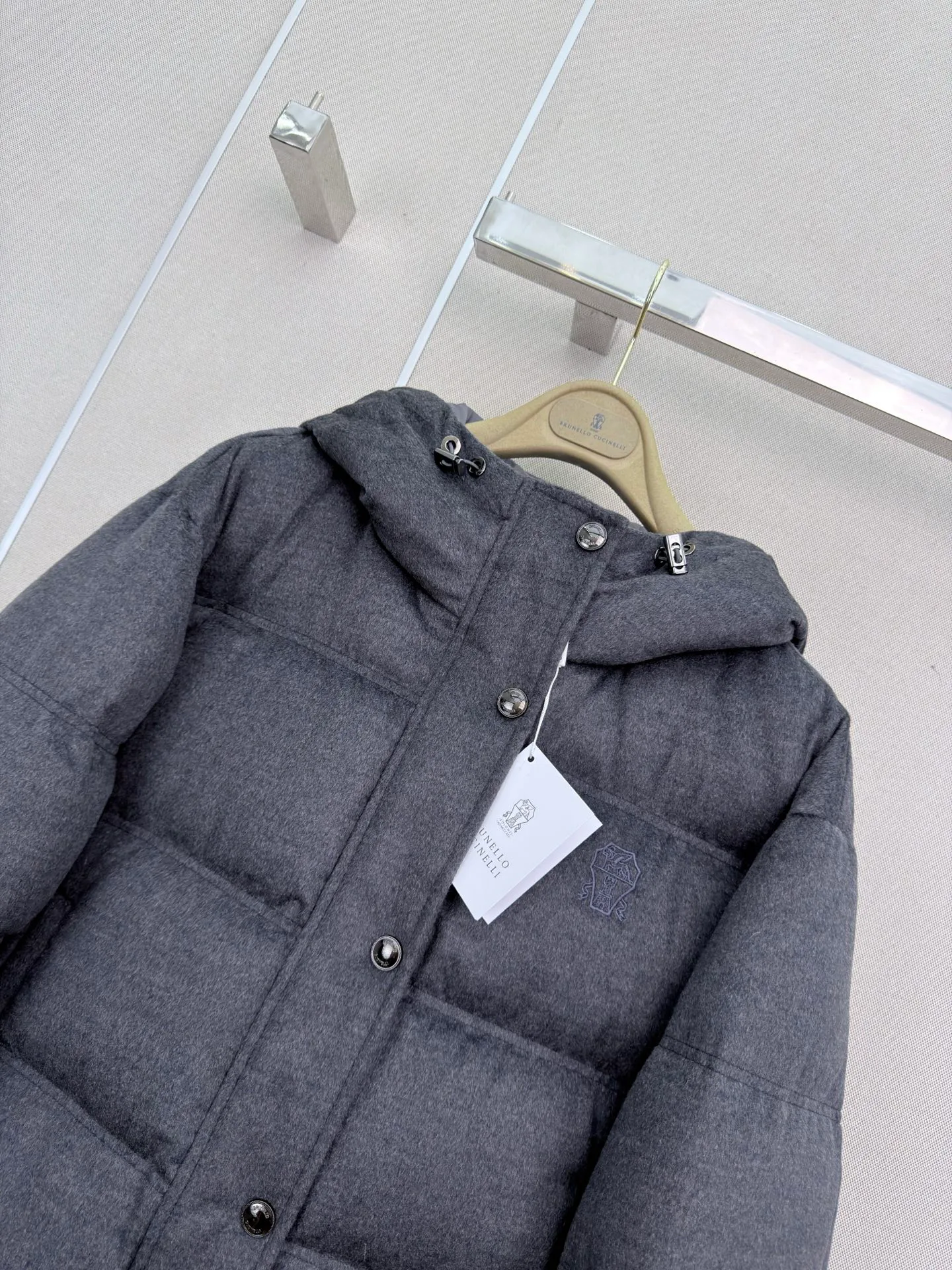 Куртки И Пуховики Женские Brunello Cucinelli 18407987