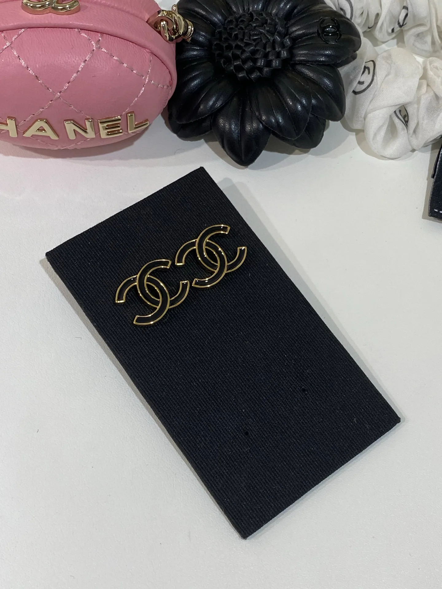 Бижутерия Chanel 18122410
