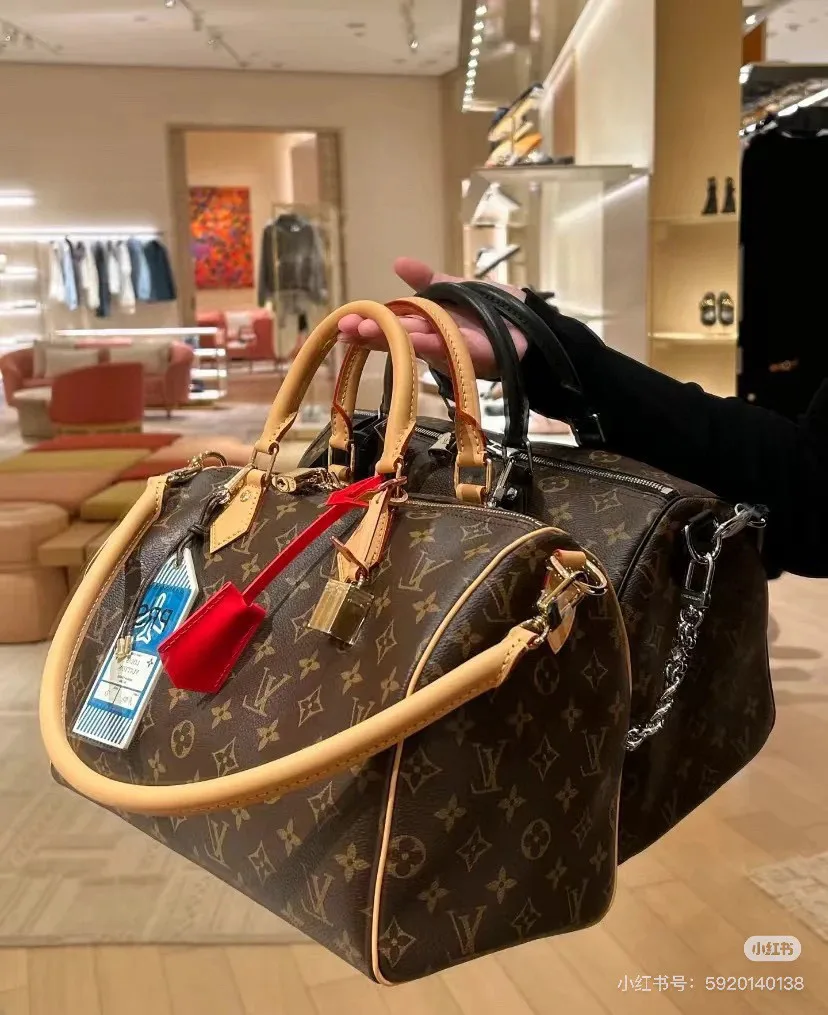 Классические Сумки Женские Louis Vuitton 11564796