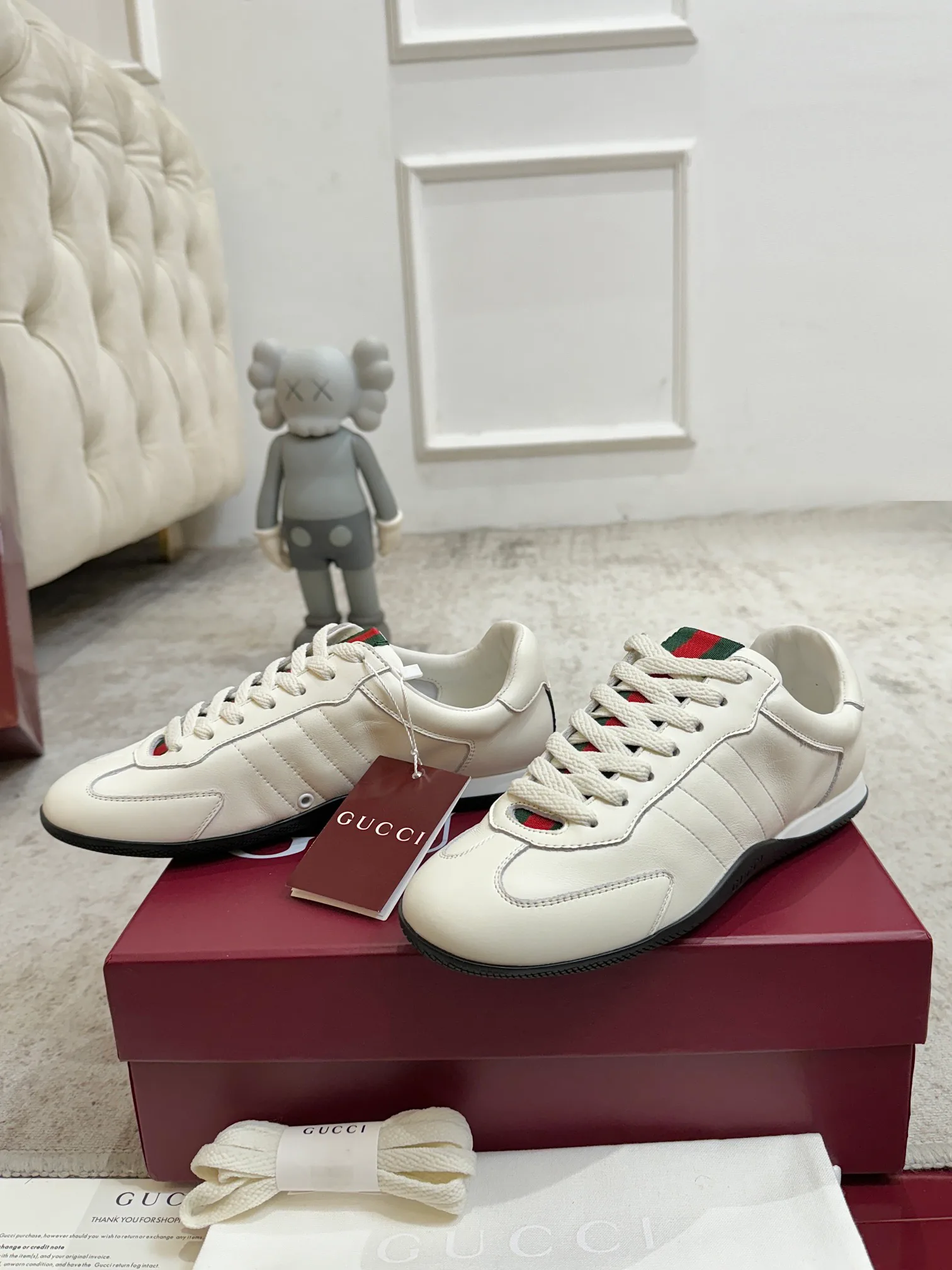 Кроссовки Женские Gucci 945083