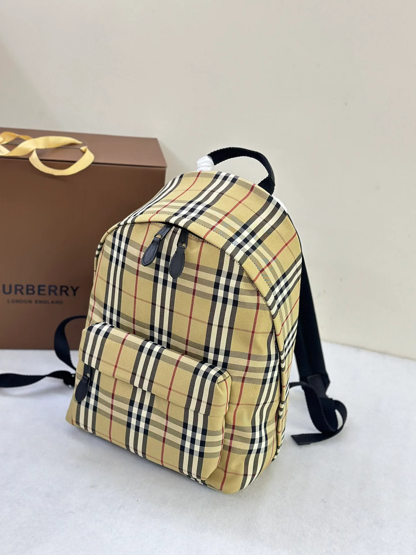 Рюкзаки Женские Burberry 702838