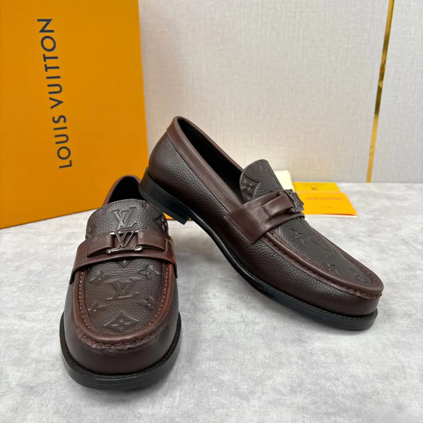 Лоферы И Туфли Мужские Louis Vuitton 18193954