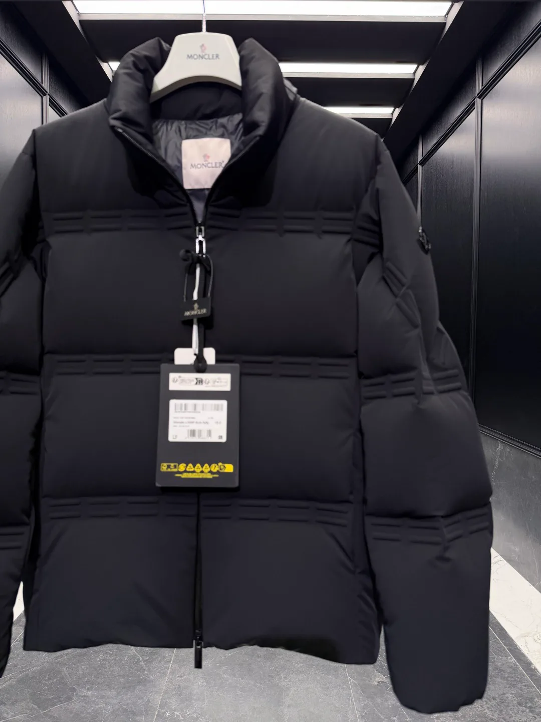 Куртки И Пуховики Мужские Moncler 987310