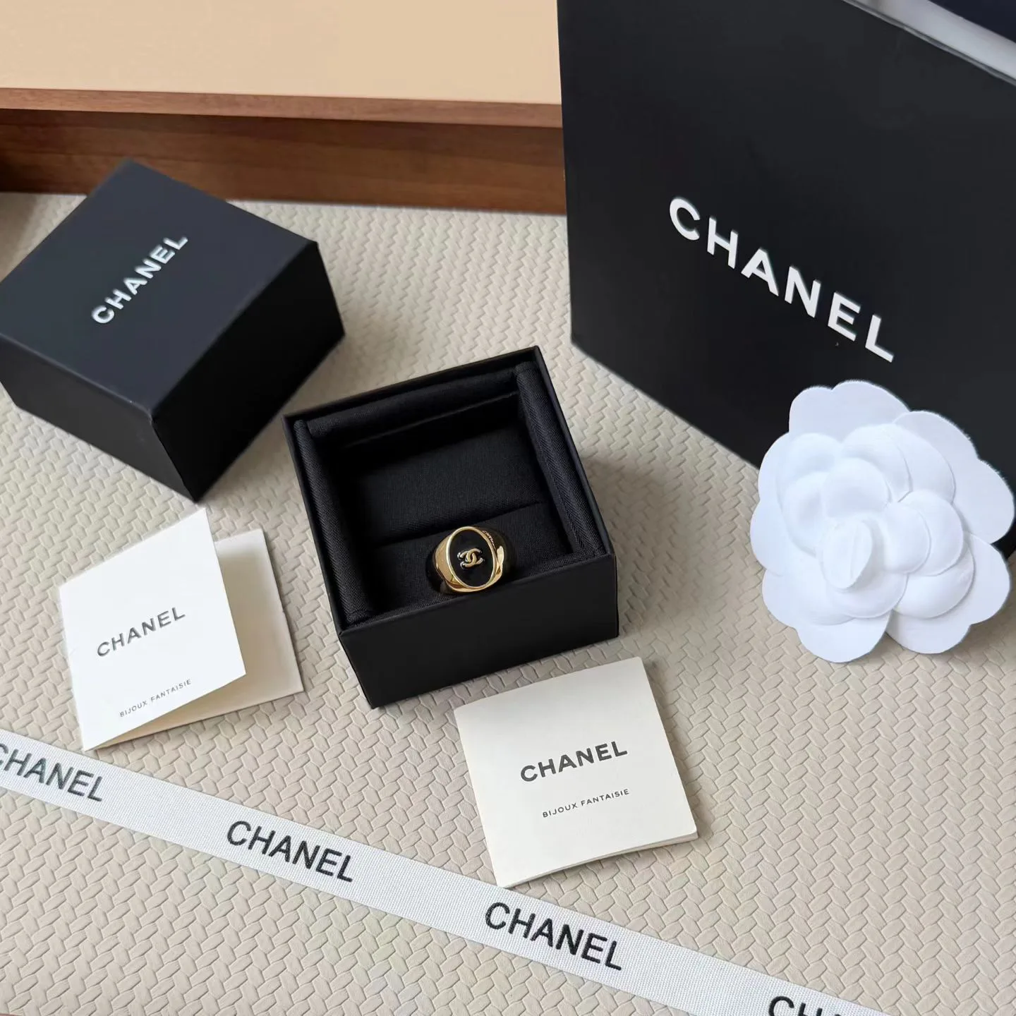Бижутерия Chanel 18123141