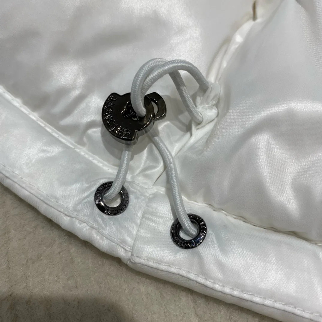 Куртки И Пуховики Женские Moncler 134192