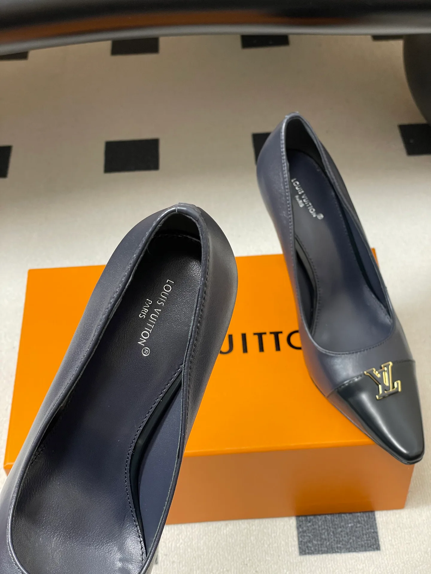 Туфли Женские Louis Vuitton 12755667