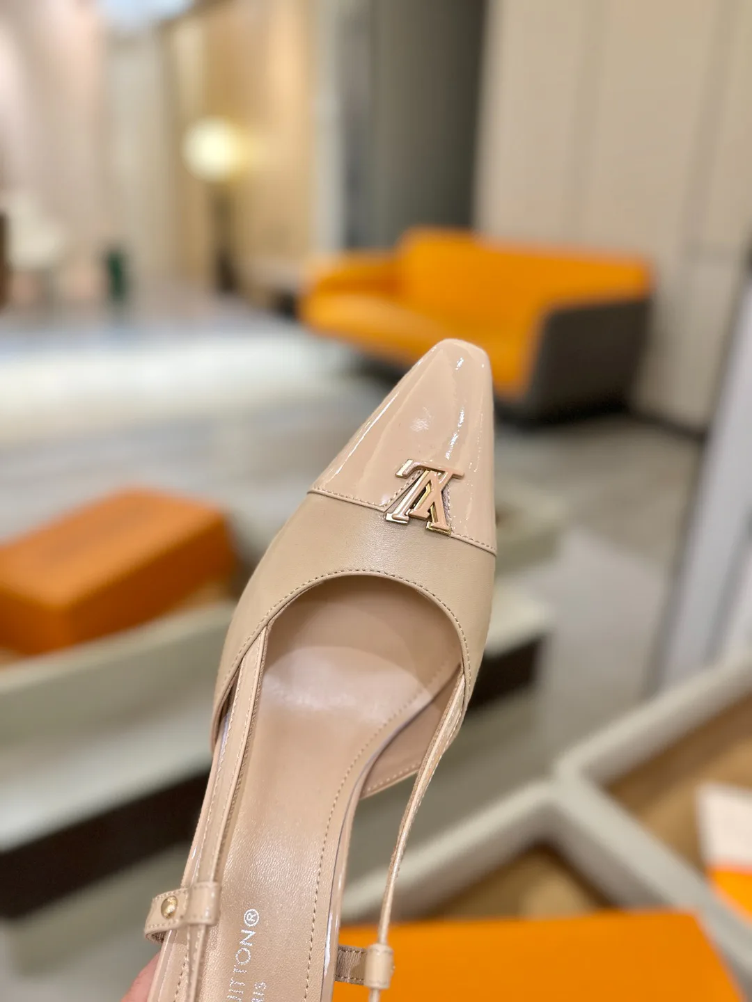 Туфли Женские Louis Vuitton 10910146