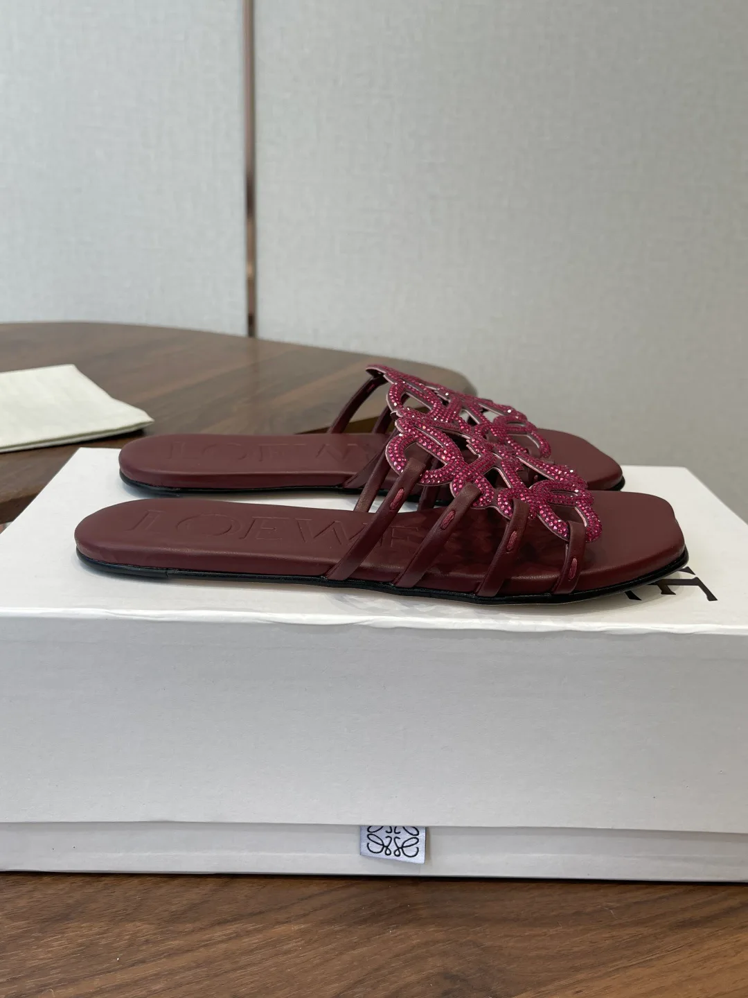 Шлепанцы Женские Loewe 11427986