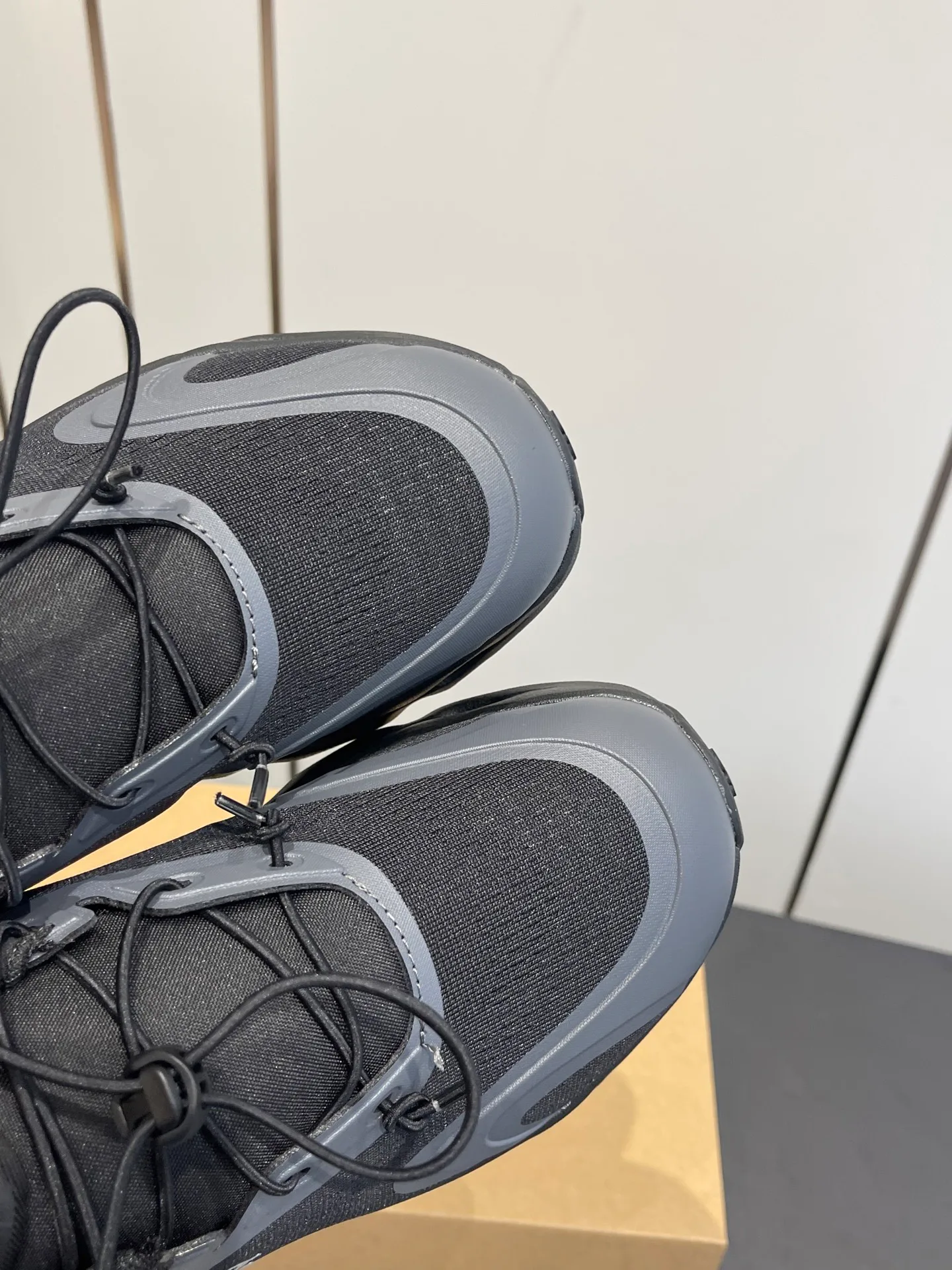 Кроссовки Женские Loewe 489752