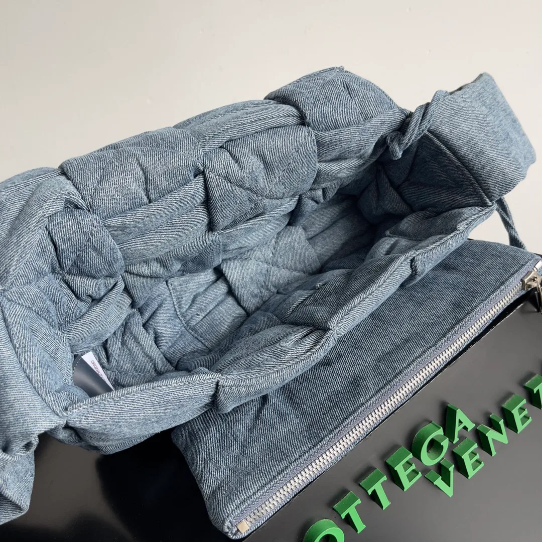Сумки На Ремне Женские Bottega Veneta 11710074