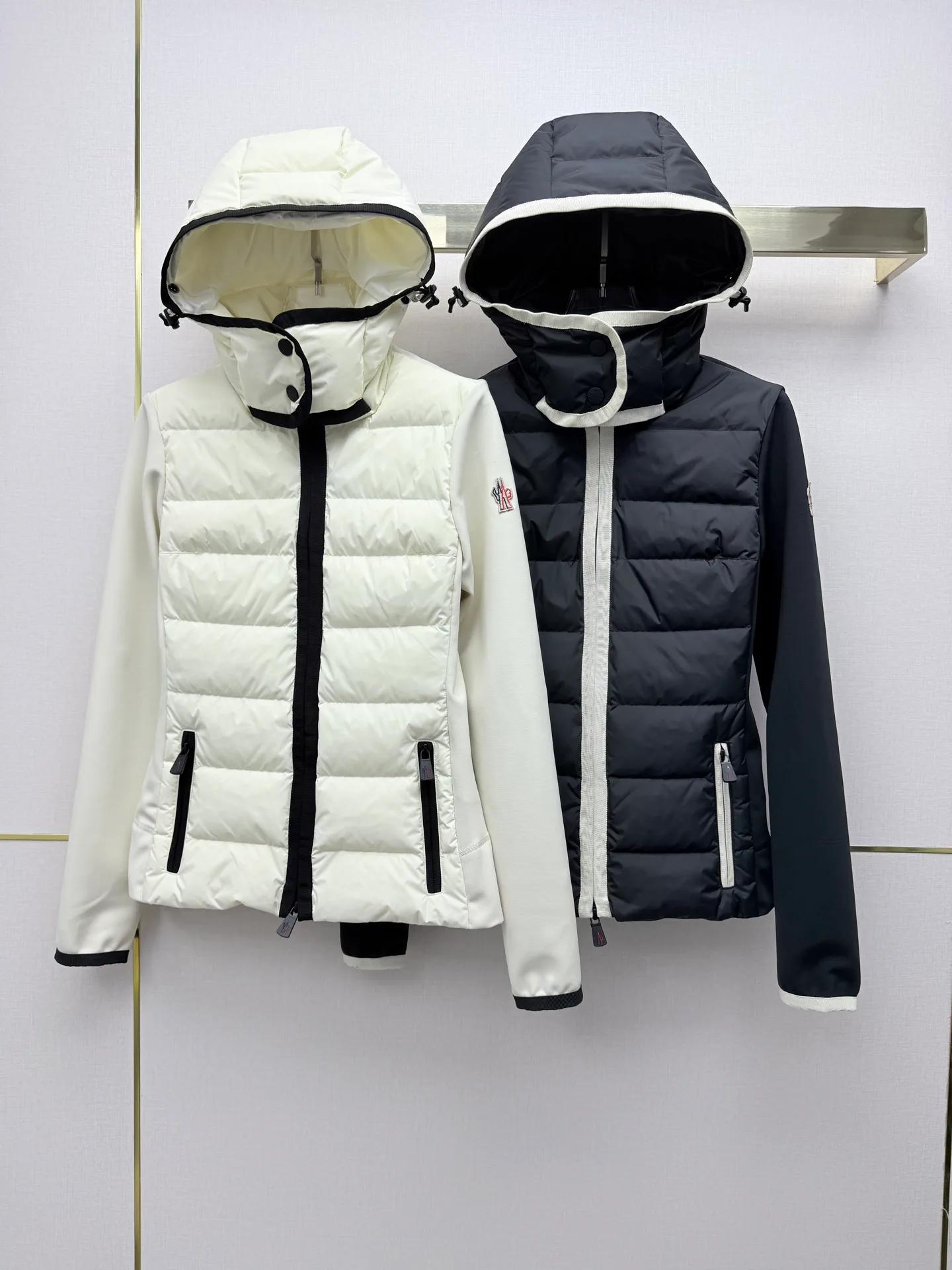 Куртки И Пуховики Женские Moncler 18435808