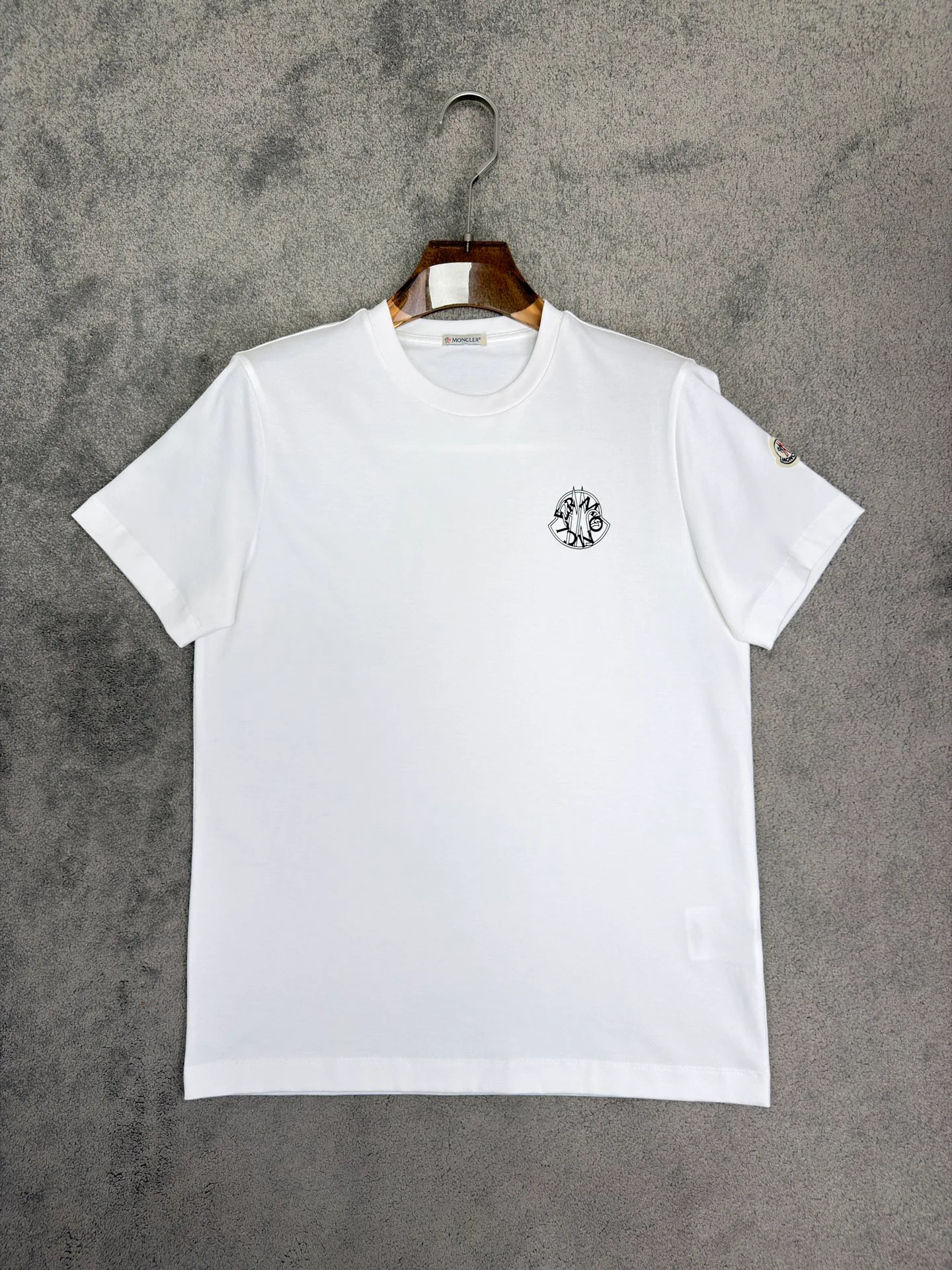 Футболки Мужские Moncler 13137576