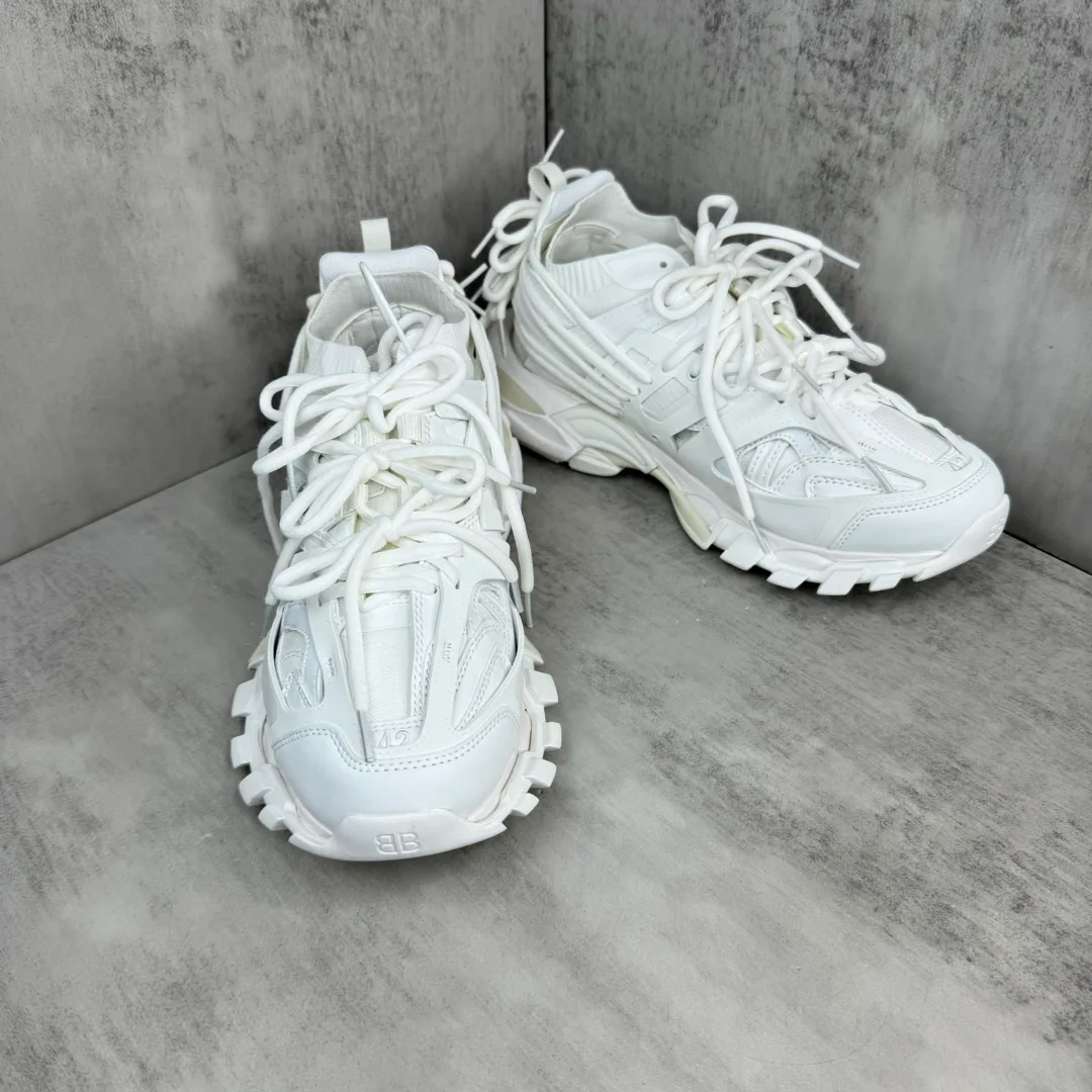 Кроссовки Женские Balenciaga 11705521