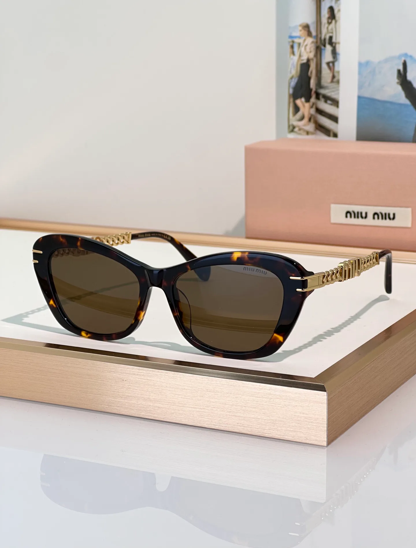 Очки Miu Miu 12959416