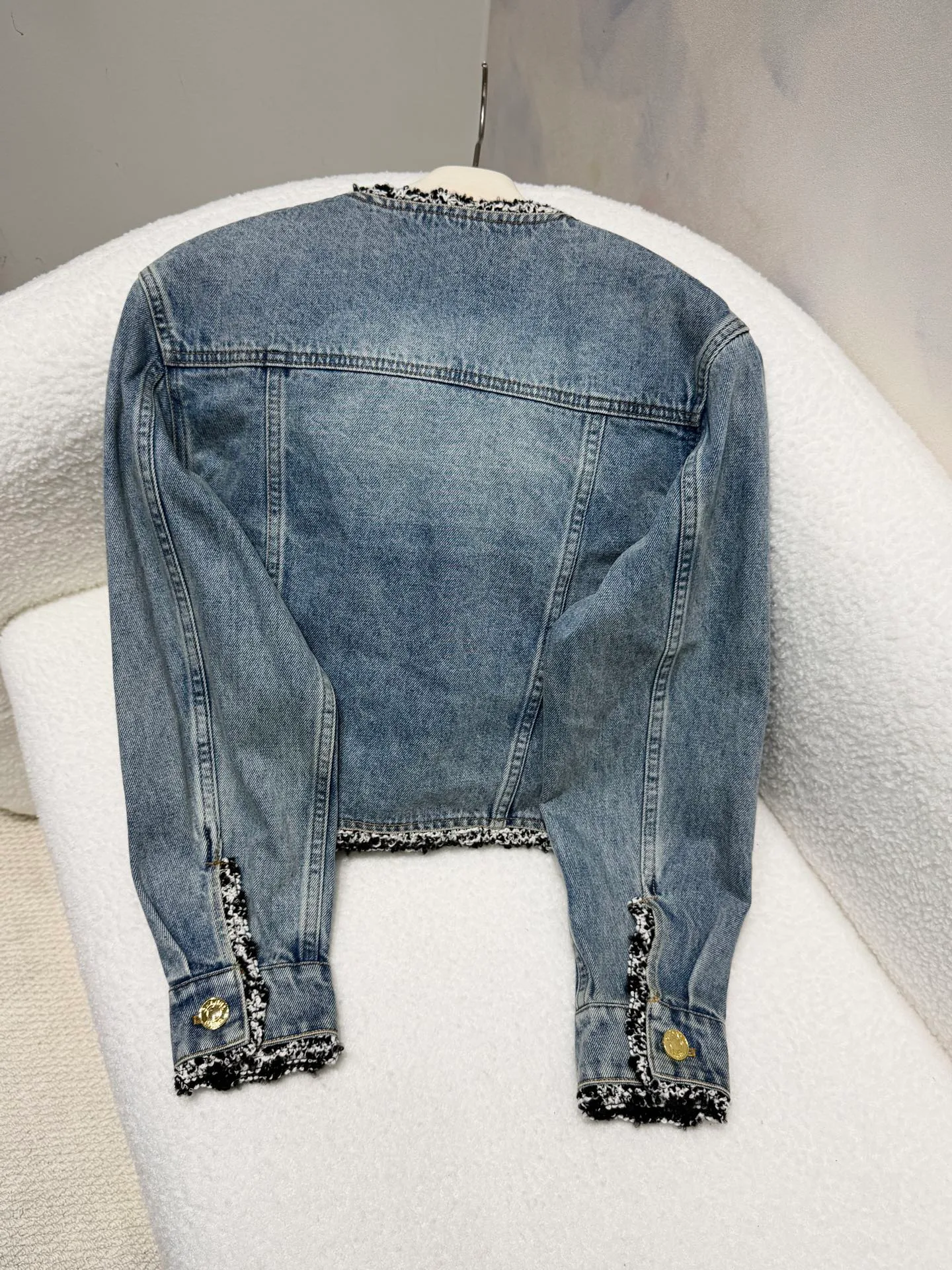 Жакеты Женские Chanel 11907359