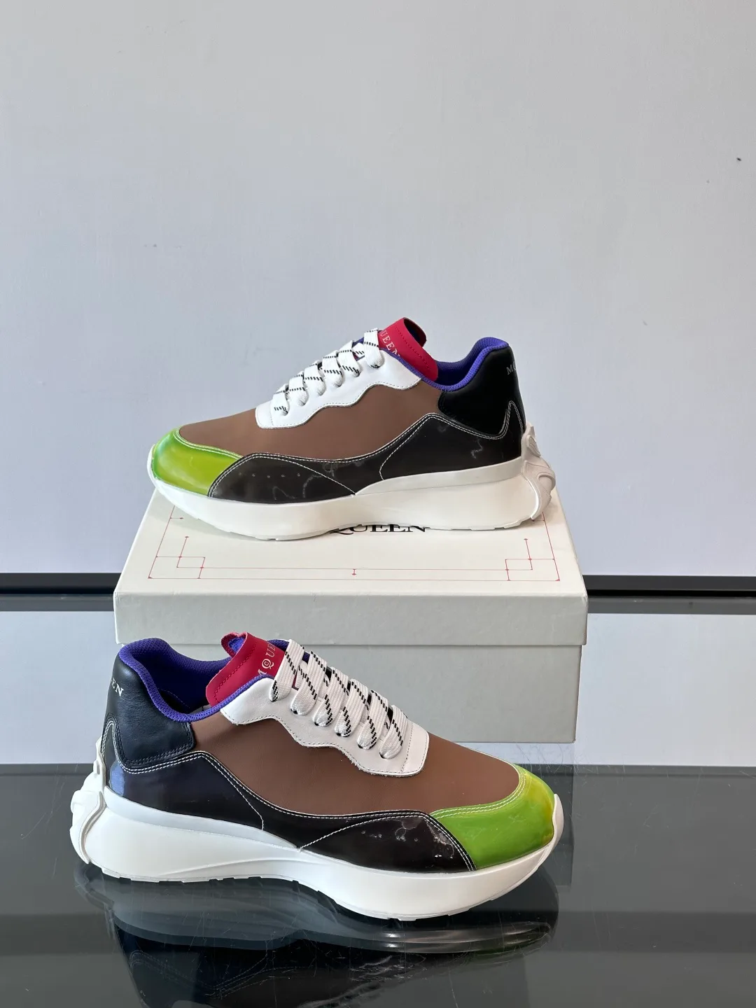 Кроссовки Женские Alexander Mcqueen 564571