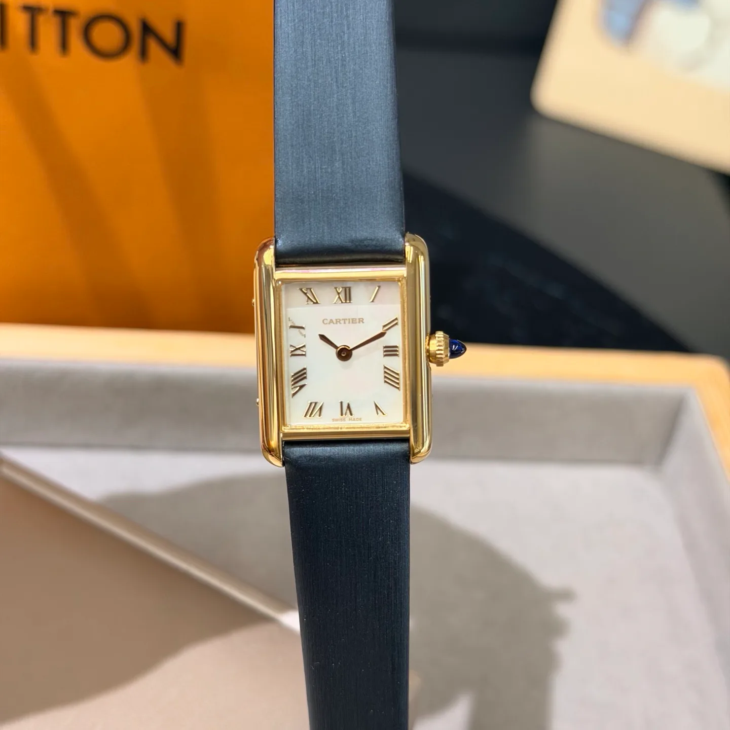 Часы Женские Cartier 18362047