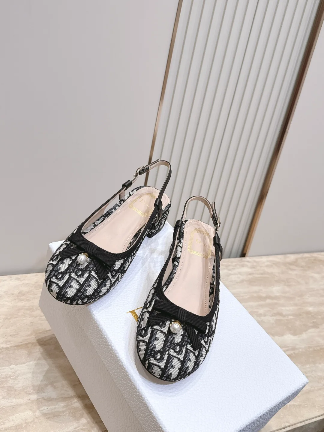 Босоножки Женские Christian Dior 18025853